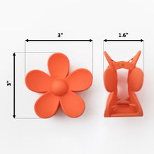 Load image into Gallery viewer, Jumbo Flower Claw Clip

